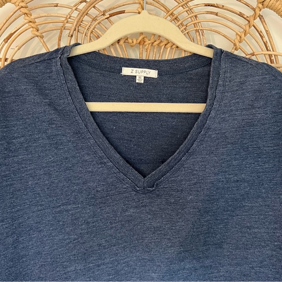 Z Supply Weekender V Neck Oversized Top - Picture 4 of 7